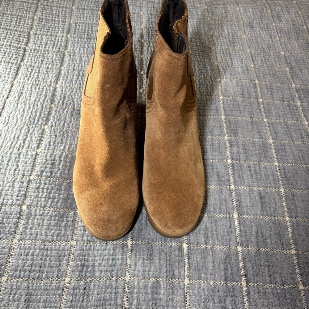 Sorel Joan of Arctic Wedge II Chelsea Boots – Suede Tan – Size 10 - Picture 2 of 6